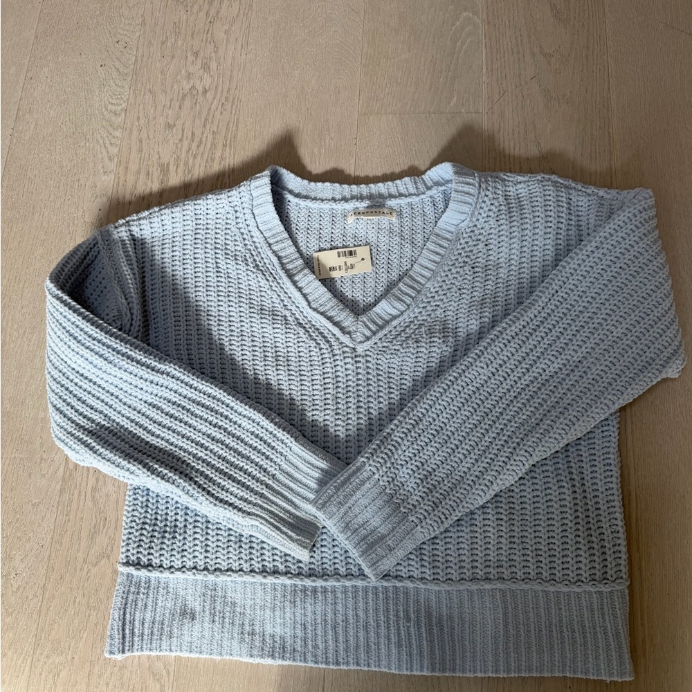 Aeropostale Girls Sky Blue V-Neck Sweater